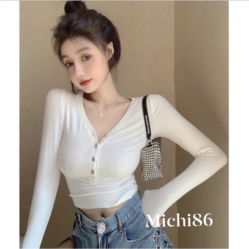 [Mã 11FASHIONSALE1 giảm 10K đơn 50K] Áo thun nữ tay dài dáng ôm cúc đóng ngực Michi,áo croptop tay dài cổ tim | BigBuy360 - bigbuy360.vn