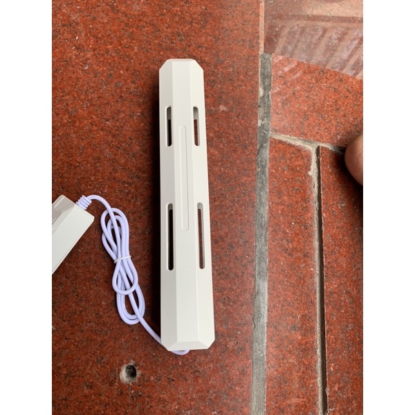 Đèn UV bể cá  Baoyu có hẹn giờ làm trong nước BY-198