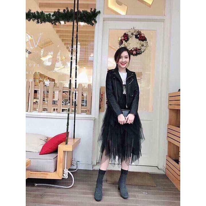 Chân váy tua nhọn xếp tầng xinh xắn