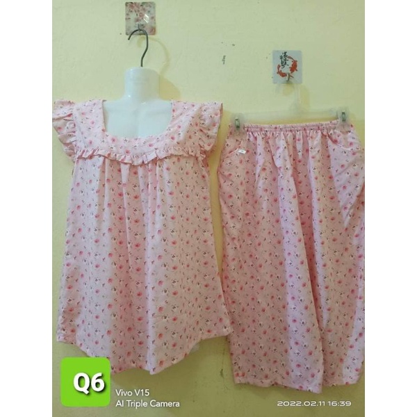 Bộ tole/lanh nữ quần lửng, áo cổ vuông tay cánhcánh tiên