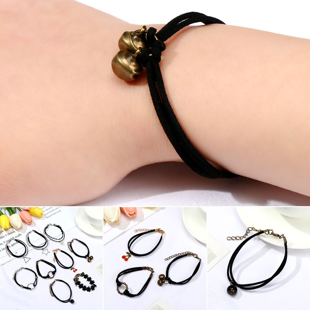 Vòng Tay Màu Đen Phối Ren Hoa Có Mặt Dây Phong Cách Gothic Thời Trang Cho Nữ