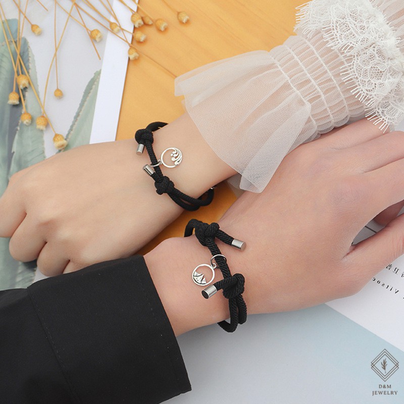 Bộ 2 Vòng Tay Nam Châm Sáng Tạo Cho Cặp Đôi