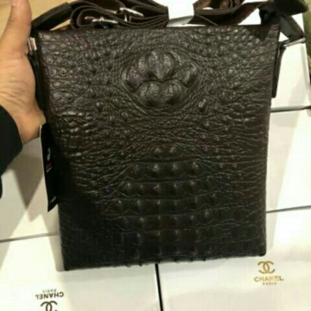 Túi đeo chéo nam da cá sấu