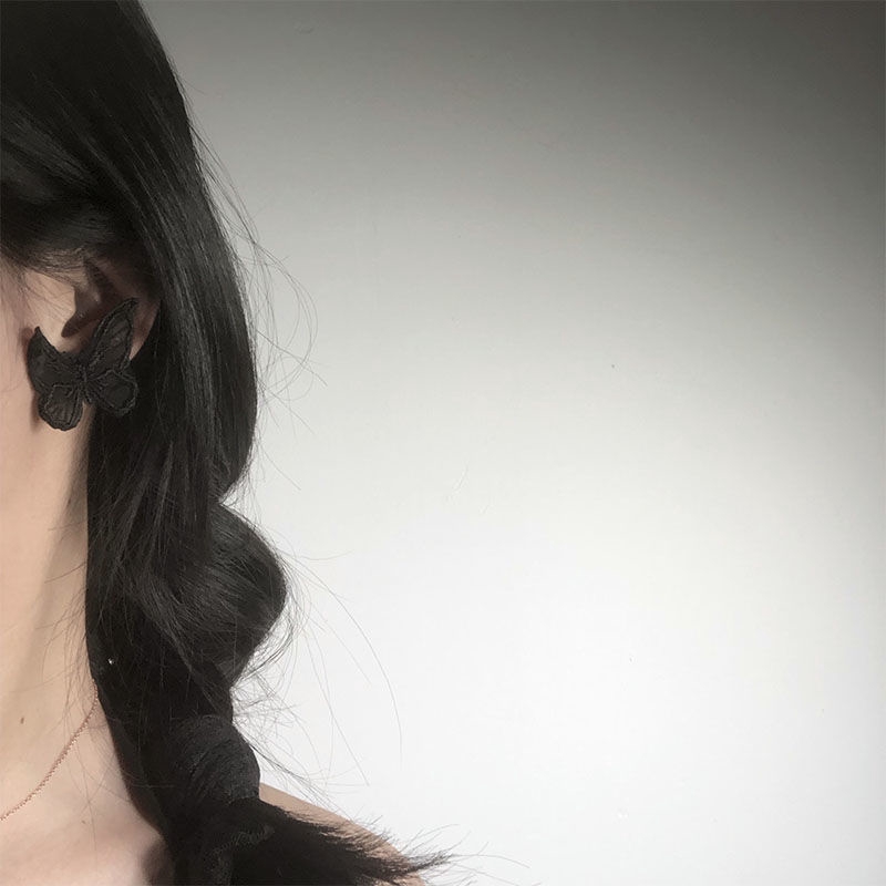 Khuyên Tai Hình Bướm Phối Ren Xinh Xắn Dành Cho Nữ