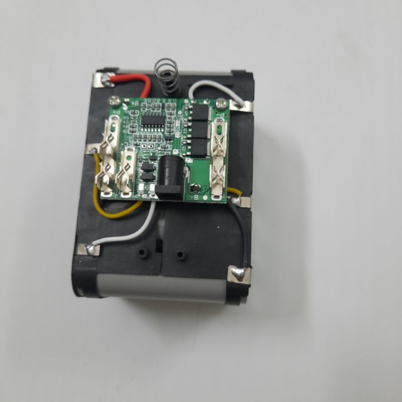 Pin 15cell đóng sẵn chân pin phổ thông bảo hành 6 tháng