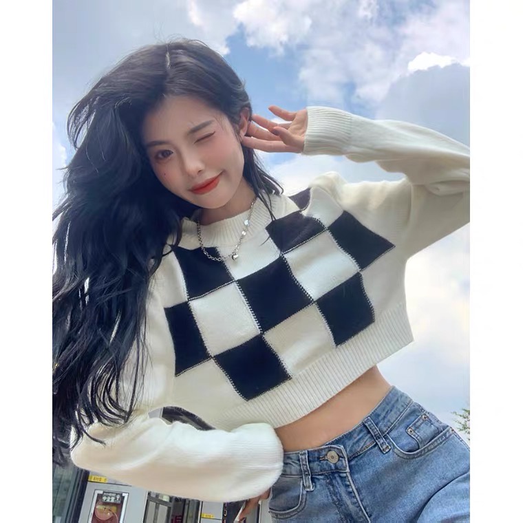 Áo sweater croptop tay dài dệt kim họa tiết caro cổ điển phong cách thường ngày dành cho bạn nữ