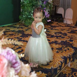 Đầm bé gái