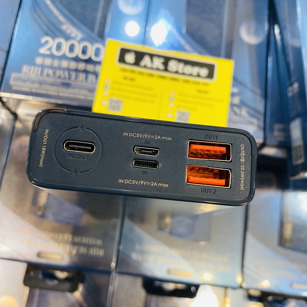 Sạc dự phòng hàng chính hãng Remax dung lượng 20.000mAh - Hỗ trợ Sạc nhanh - Tích hợp đủ đầu dây sạc