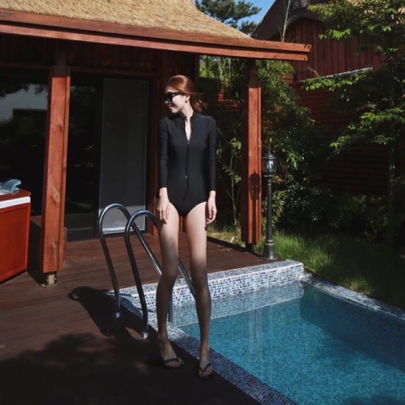 Monokini đen khoá kéo