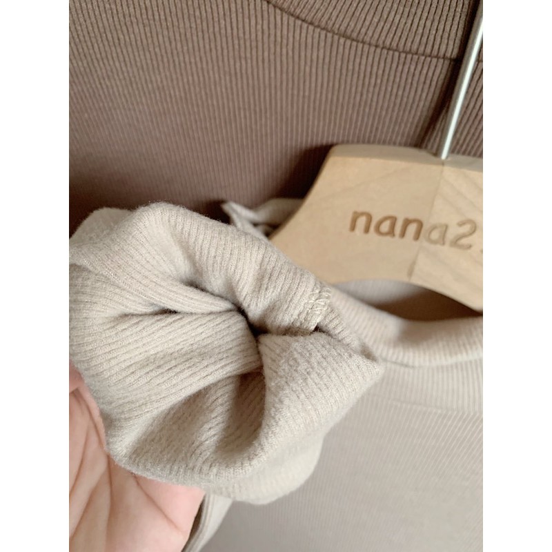 Áo thun cổ 3 phân bèo