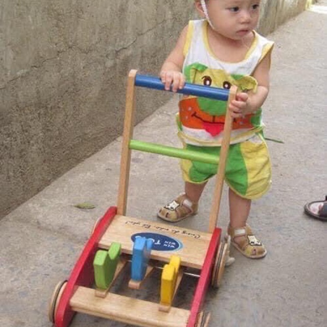 XE GÀ TẬP ĐI CHO BÉ
