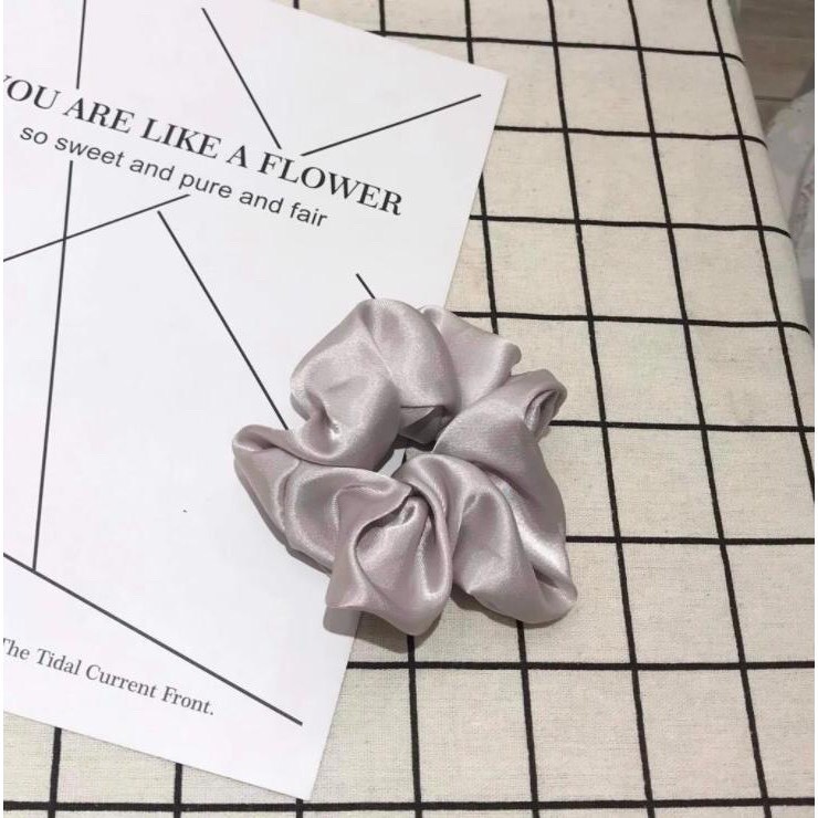 Dây Cột Tóc Vải Scrunchies Lụa Bóng  .