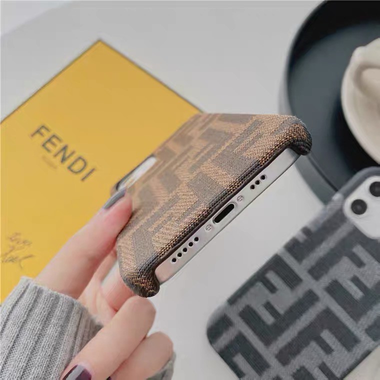 Ốp Fendi nâu bọc da dành cho iPhone 11 12 Pro Max 7 8 Plus X XsMax XR Cú Mèo Case