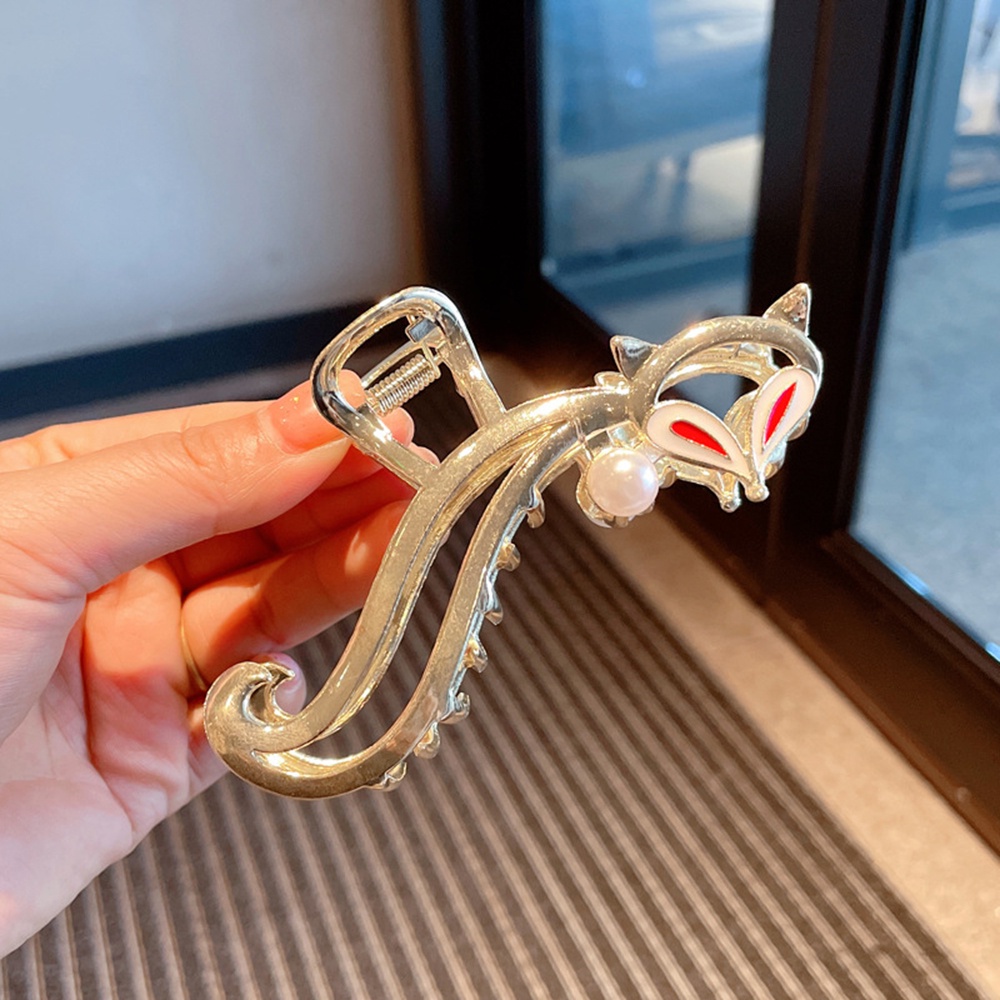 Kẹp Tóc Hình Cá Mập Phối Ngọc Trai Thời Trang Cho Nữ