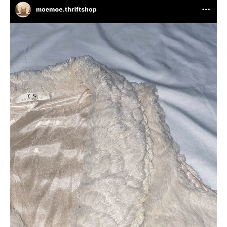 pass khoác trắng lông nơ | BigBuy360 - bigbuy360.vn