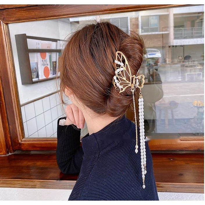 Kẹp tóc hình bướm đính đá và ngọc trai phong cách Hàn Quốc