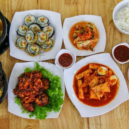 Dĩa vuông cạn đựng cơm sườn,rau củ nhựa Melamine màu đen/nâu/trắng nhiều Size