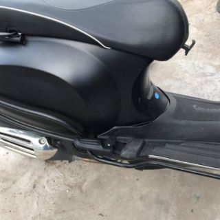 GÁC CHÂN CHO XE VESPA