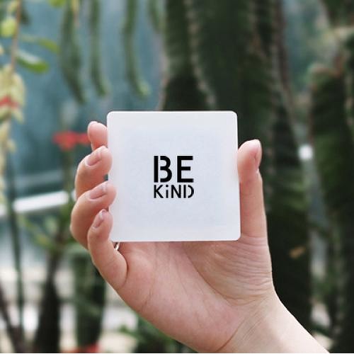 Khuôn decal hình chữ BE kind