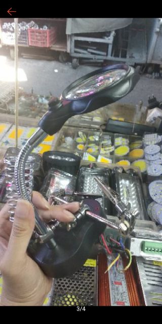 Kính lúp để bàn sửa chữa