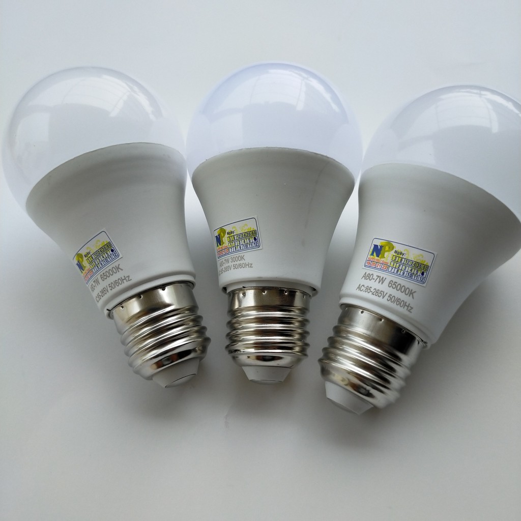 Bóng Đèn Led Bulb Kín Nước 7w Ánh Sáng Trắng/Vàng