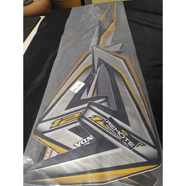 TEM BỘ XE AIR BLADE (ABL)125 MÀU XÁM VÀNG