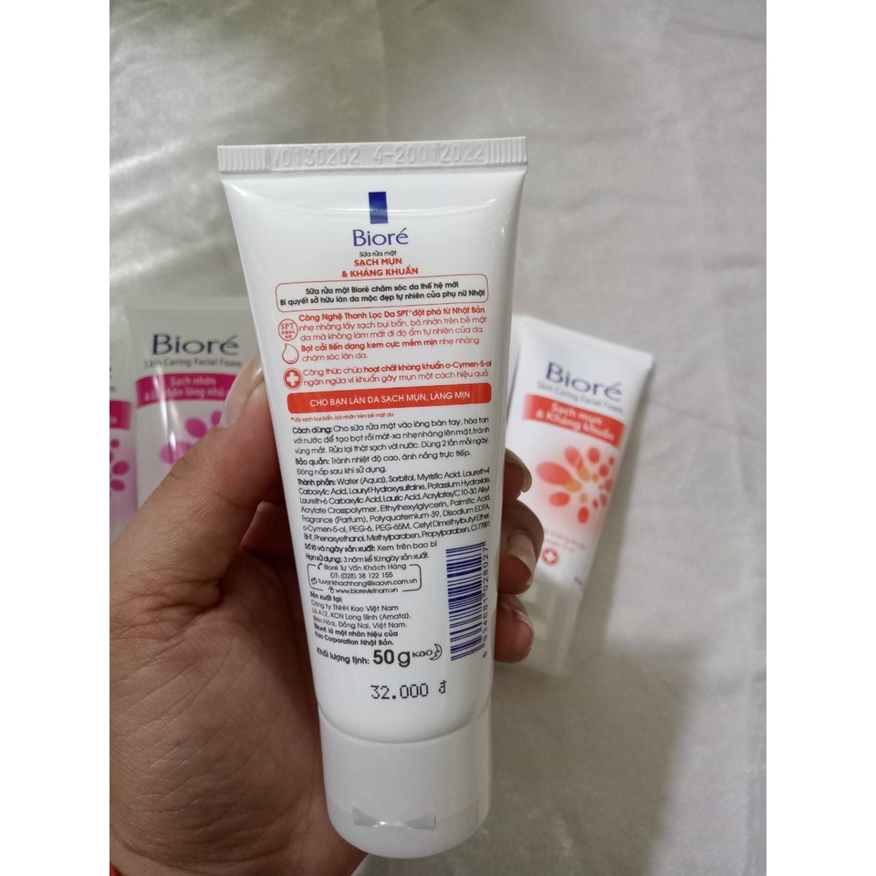 Sữa rửa mặt Bioré 50g