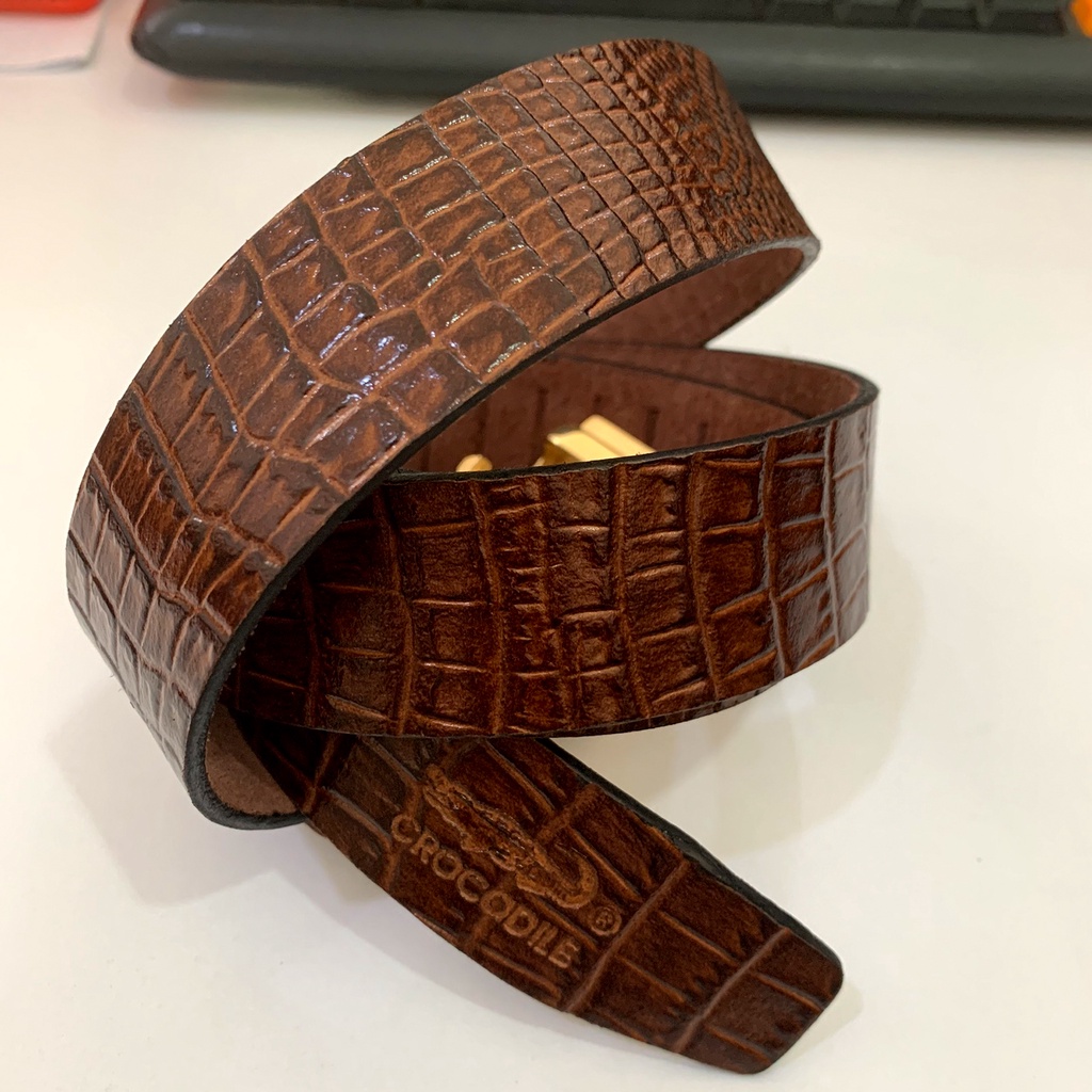 Thắt Lưng Nam Da Bò Nguyên Miếng 1 Lớp Màu Nâu Đậm Dập Vân Cá Sấu Mặt Khóa Tự Động Gold