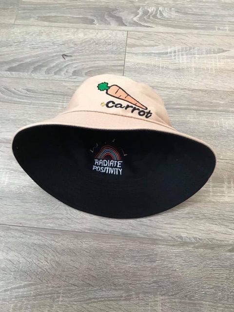Mũ carot hai mặt