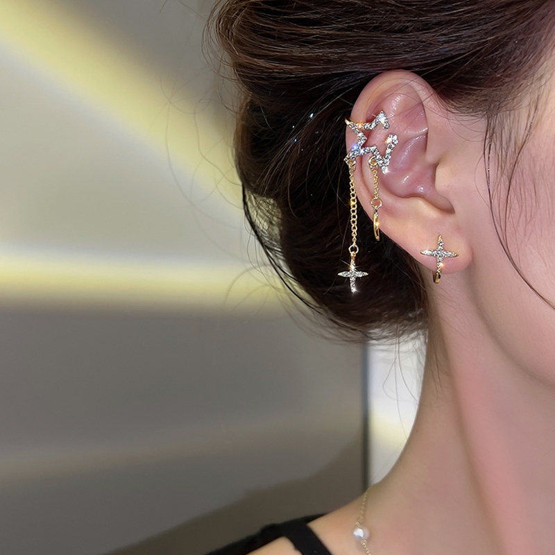 Khuyên Kẹp Tai Không Xỏ Hình Ngôi Sao Mặt Trăng Đính Đá Thời Trang Hàn Quốc Cho Nữ