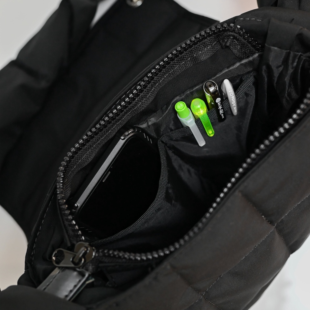 Túi Đeo Chéo Chần Bông SAIGON SWAGGER® NOIR PUFFER BAG