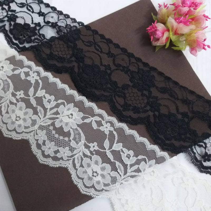 Ren lưới poly trang trí , màu trắng , kem và đen ,size 6.5cm đến  7.5cm.