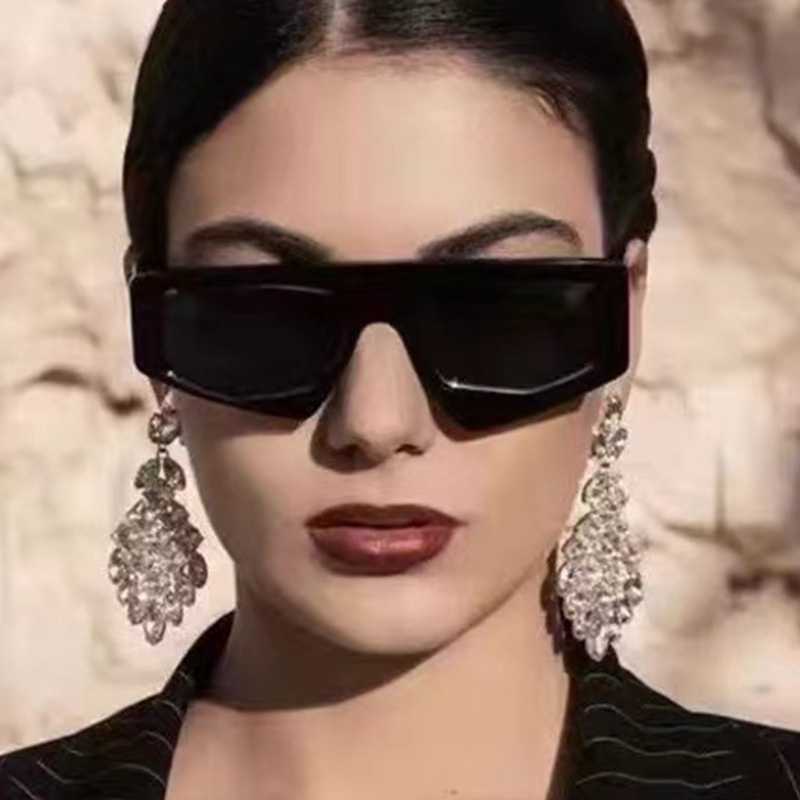 Kính Mát Gọng Vuông Chống Nắng Thiết Kế Bất Đối Xứng Thời Trang Cá Tính