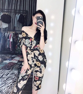 jum hoa siêu hot khách ạ