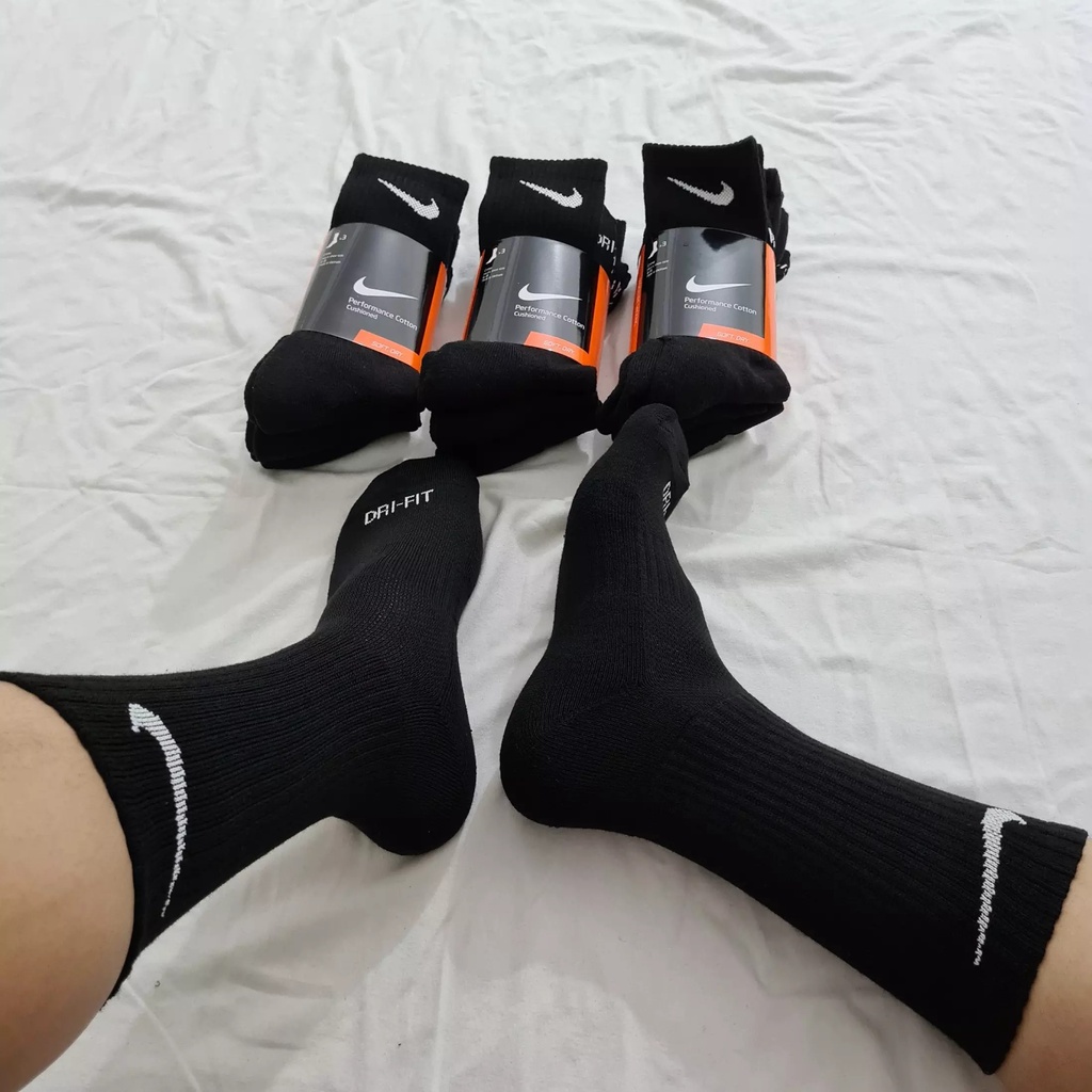 Vớ Nike Dri-fit trắng/đen