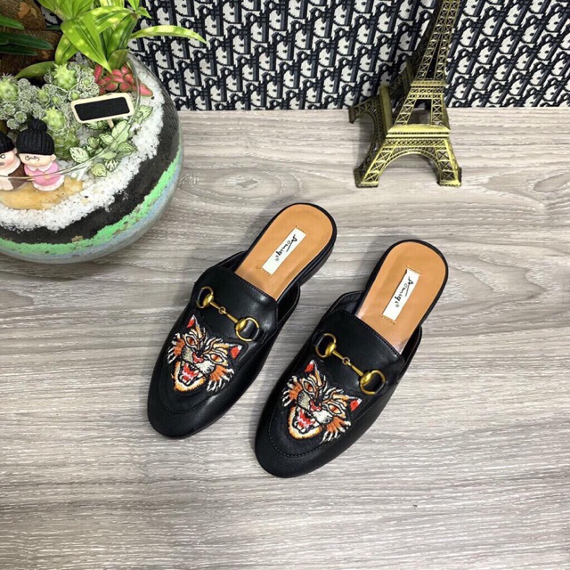 Dép sục nữ con hổ , hàng bao đẹp