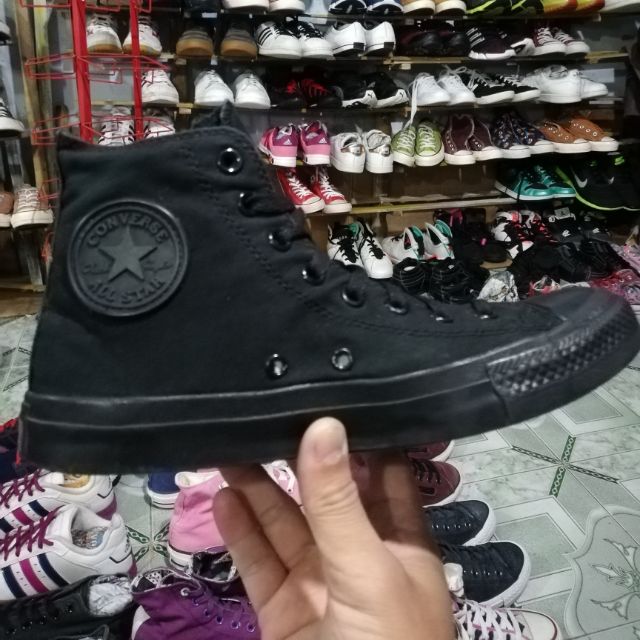 Giày converse chính hãng 2hand còn rất mới size 37.5 ྇ !