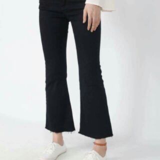 Hot JEAN loe đen siêu hot VNXK