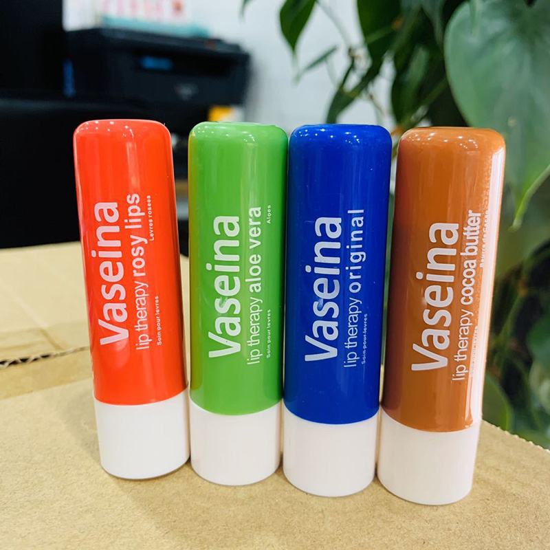 【YKN】Vaseline Lipstick Transfer Tube Lip Balm Moisturizing Lipstick