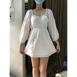 Váy cúp ngực tay dài