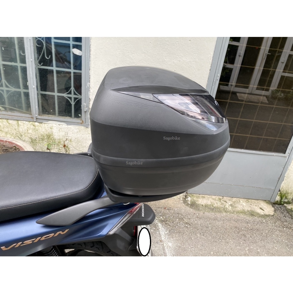 Thùng xe Vision 2022, thùng Givi E250N2 kèm đế và ốc gắn, hàng Givi chính hãng, bảo hành 2 năm