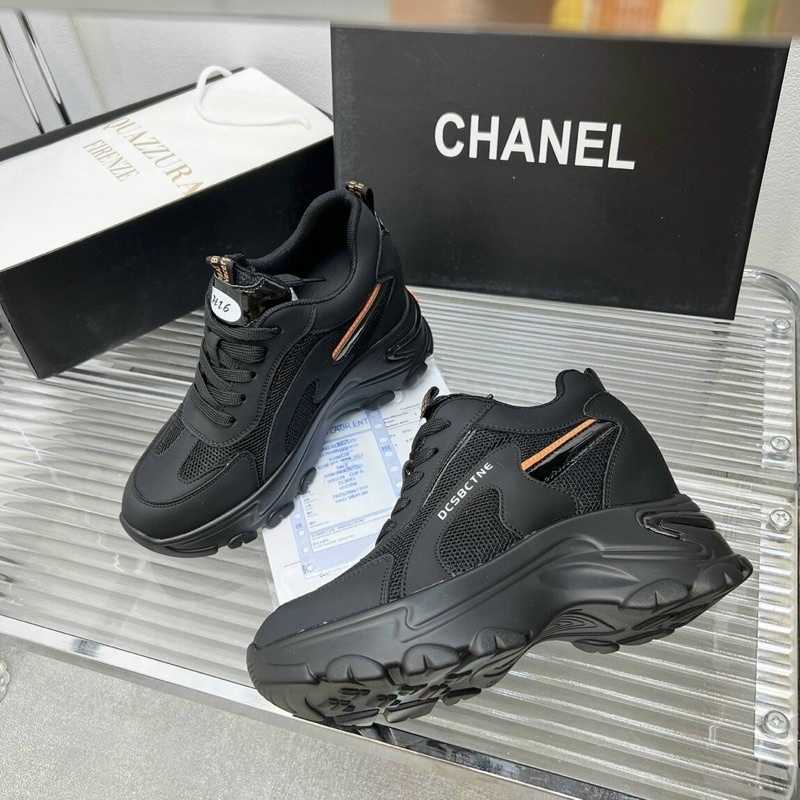 Giày thể thao dấu đế