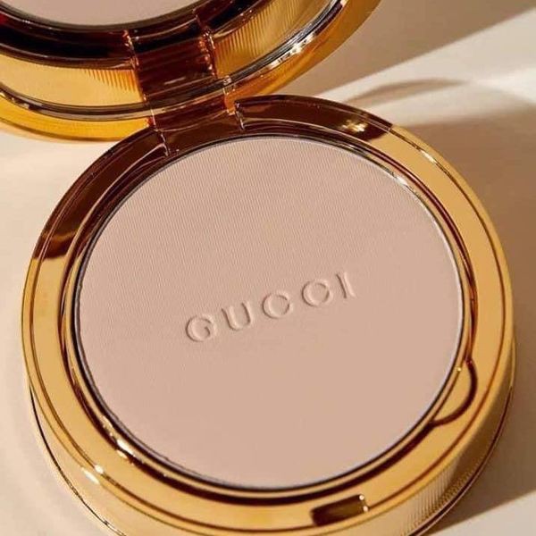 phấn phủ gucci