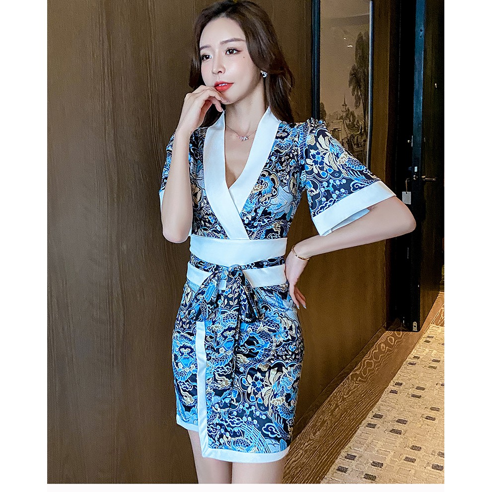 Đầm Kimono Cổ Chữ V Màu Sắc Quyến Rũ Cho Nữ