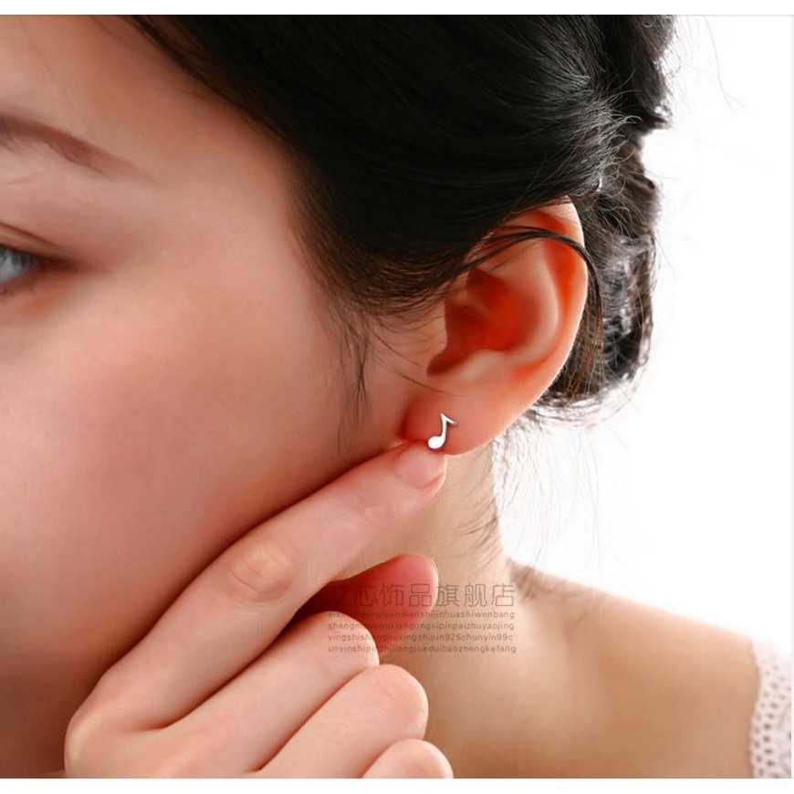 Khuyên tai bạc hình nốt nhạc nhỏ nhắn cực yêu