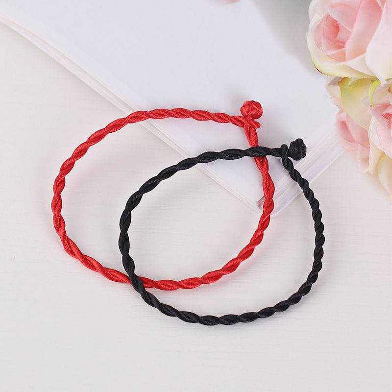 Vòng tay dây đỏ may mắn phong cách Hàn Quốc cho nam nữ