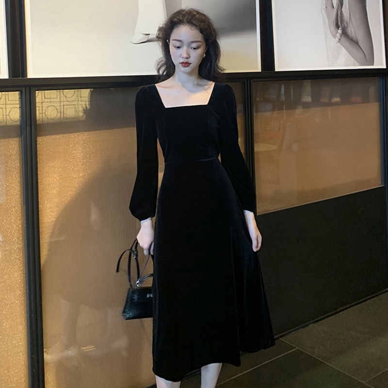 Đầm nhung đen dáng dài cổ vuông kiểu Retro Pháp thanh lịch | BigBuy360 - bigbuy360.vn