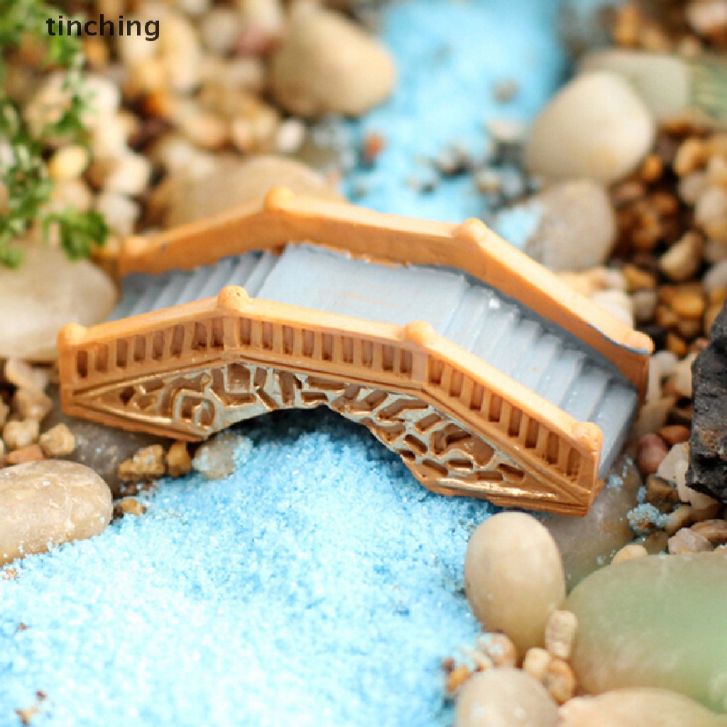 Mới 2 Quả Cầu Đá mini Màu Trắng Vàng Dùng Trang Trí Vườn