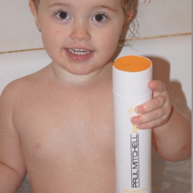 [+Tặng mũ trùm] DẦU GỘI TRẺ EM PAUL CAO CẤP MỸ MITCHELL BABY DON'T CTY KHÔNG CAY MẮT 300ml
