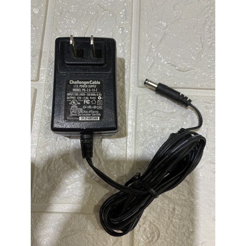 Thanh lý Củ nguồn sạc ô tô điện,nguồn camera,máy chiếu.12v -2A  dài 2m chân 5,5ml hàng sịn